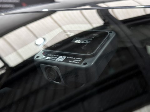 Volvo XC60 B4 PLUS MHEV 21