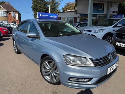 Volkswagen Passat 2.0 TDI BlueMotion Tech R-Line Euro 5 (s/s) 4dr 9