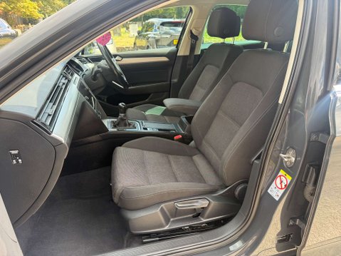 Volkswagen Passat 2.0 Passat SE Business TDI 4dr 11