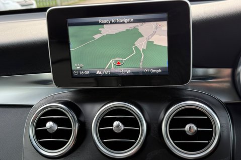 Mercedes-Benz GLC GLC 220 D 4MATIC AMG LINE PREMIUM - TWO OWNERS - PANORAMIC SUNROOF 13