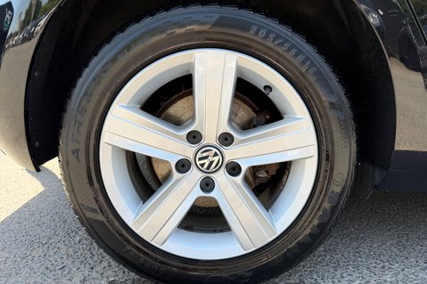 Volkswagen Golf MATCH EDITION TSI DSG -AUTOMATIC -£35 TAX -TWO OWNERS -10 SERVICES -CAMBELT 50