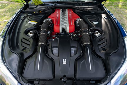 Ferrari GTC4 Lusso V12 46