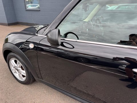 Mini Hatch ONE 32