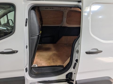 Peugeot Partner BLUEHDI PROFESSIONAL PREMIUM PLUS L1 16