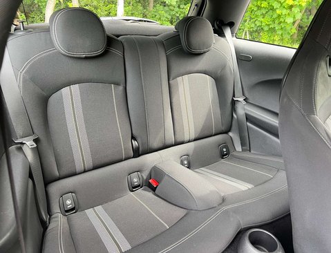 Mini Hatch 1.5 Cooper Sport 3dr 45