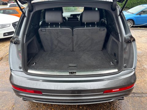 Audi Q7 3.0 TDI V6 S line Tiptronic quattro Euro 5 5dr 8