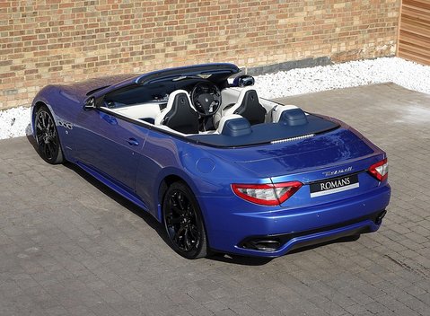 Maserati Grancabrio Sport 12