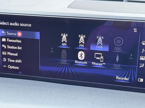 Lexus Ux 2.0 250h F Sport (Premium Plus) E-CVT E-FOUR Euro 6 (s/s) 5dr (Sunroof) 27