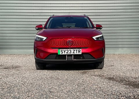 MG ZS EV 72KWH TROPHY 6