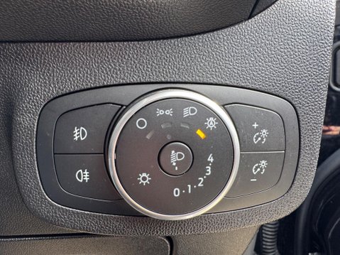 Ford Fiesta 1.5T EcoBoost ST-3 Euro 6 (s/s) 3dr 33