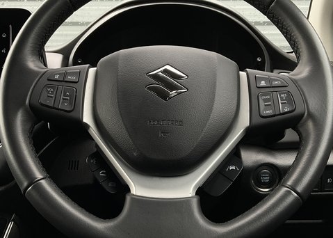 Suzuki S-Cross MOTION 23