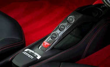 Ferrari 488 GTB 18