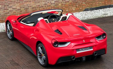 Ferrari 488 Spider 11