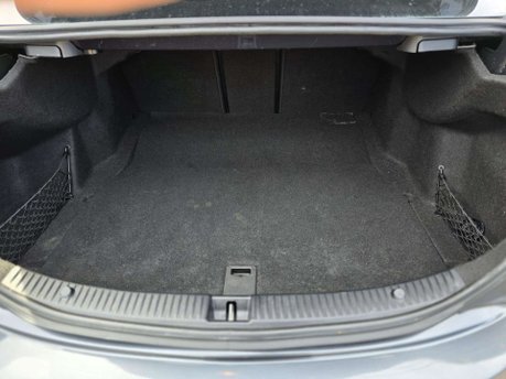 Mercedes-Benz C Class 2.1 C220d AMG Line Saloon 4dr Diesel 7G-Tronic+ Euro 6 (s/s) (170 ps) 31