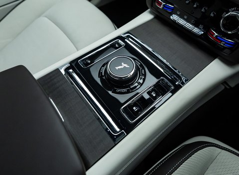 Rolls-Royce Spectre 23