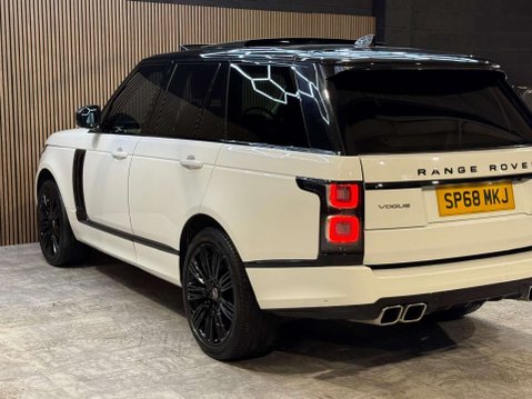 Land Rover Range Rover 3.0 Range Rover Vogue SDV6 Auto 4WD 5dr 25