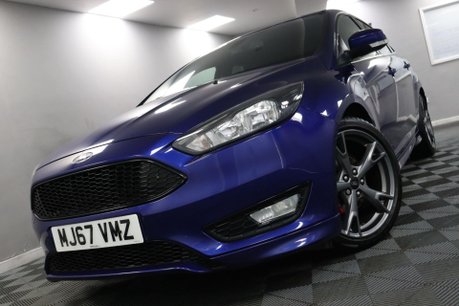 Ford Focus ST-LINE X 32