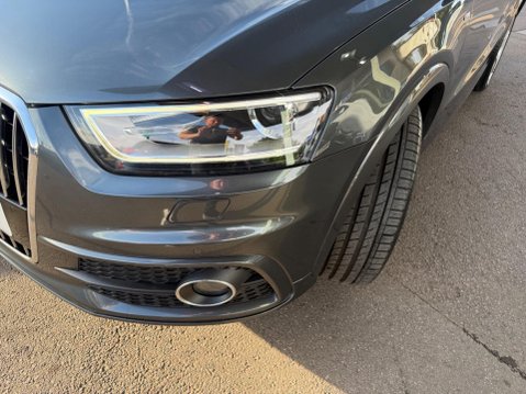 Audi Q3 2.0 TDI S line Plus S Tronic quattro Euro 5 (s/s) 5dr 33