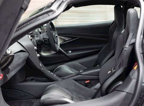 McLaren 720S Performance 15