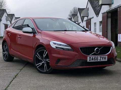Volvo V40 2.0 D2 R-Design Pro Euro 6 (s/s) 5dr 2