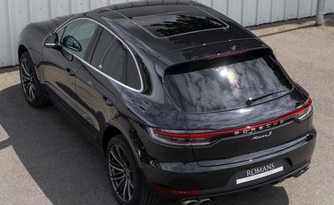 Porsche Macan S 9
