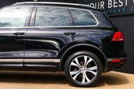 Volkswagen Touareg 3.0 Touareg V6 R-Line TDI BlueMotion Technology Auto 4WD 5dr 10