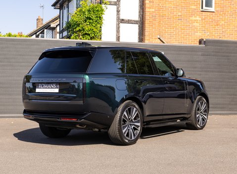 Land Rover Range Rover P550e AUTOBIOGRAPHY 4