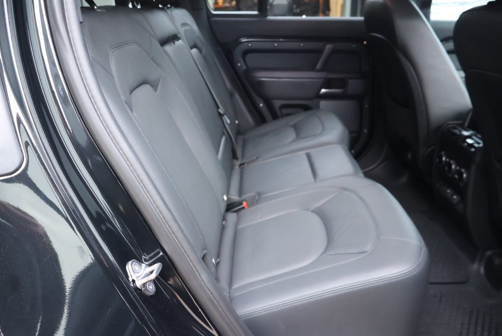 Land Rover Defender 110 P525 V8 Urban Edition  14