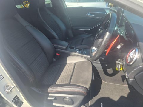 Mercedes-Benz A Class 1.5 A180d AMG Line 7G-DCT Euro 6 (s/s) 5dr 10