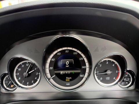 Mercedes-Benz E Class 2.1 E250 CDI BlueEfficiency Sport Cabriolet G-Tronic+ Euro 5 (s/s) 2dr 28