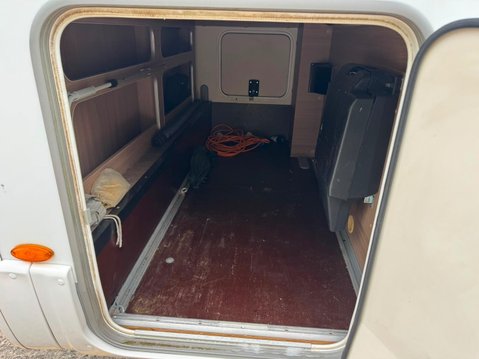 Burstner Aviano i727 22