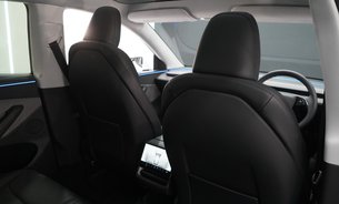Tesla Model Y PREMIUM LONG RANGE RWD No Luxury Tax Available Now! 1 Owner VAT Qualifying 17