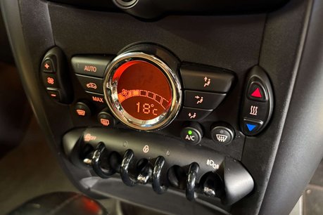 Mini Countryman 2.0 Cooper SD SUV 5dr Diesel Auto Euro 6 (143 ps) 36