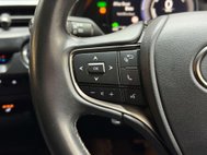 Lexus Ux 2.0 250h SUV 5dr Petrol Hybrid E-CVT Euro 6 (s/s) (184 ps) 28