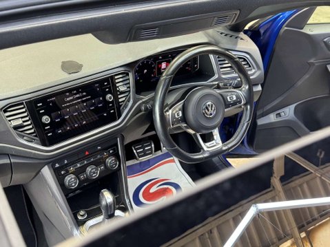Volkswagen T-Roc 1.5 T-Roc R-Line TSi Evo Semi-Auto 5dr 68