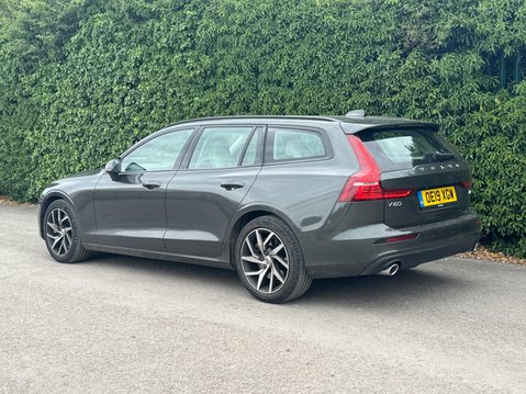 Volvo V60 2.0 T5 Momentum Plus Estate 5dr Petrol Auto Euro 6 (s/s) (250 ps) 31