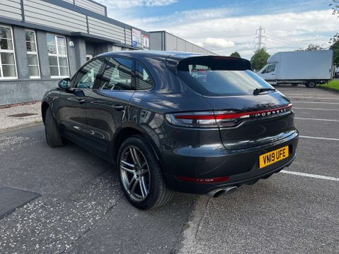 Porsche Macan 3.0 Macan S Semi-Auto 4WD 5dr 31
