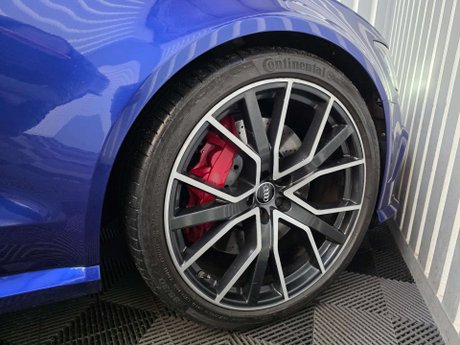 Audi RS6 4.0 TFSI V8 Performance Estate 5dr Petrol Tiptronic quattro Euro 6 (s/s) (6 30
