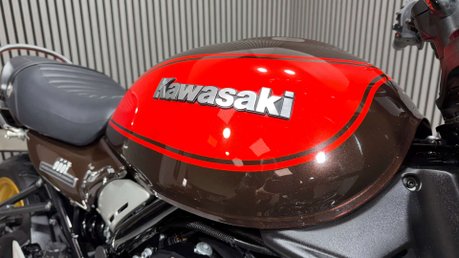 Kawasaki Z900 50TH ANNIVERSARY 2022 6K MOT OCTOBER 2027 900CC 35