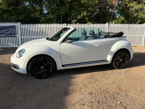 Volkswagen Beetle SPORT TDI BLUEMOTION TECHNOLOGY DSG 12