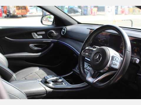 Mercedes-Benz E Class E 300 DE AMG LINE PREMIUM 9