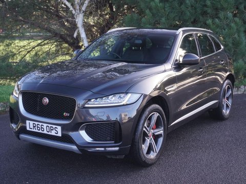 Jaguar F-Pace 3.0 V6 S Auto AWD Euro 6 (s/s) 5dr 4