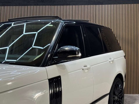 Land Rover Range Rover 3.0 Range Rover Vogue SDV6 Auto 4WD 5dr 42