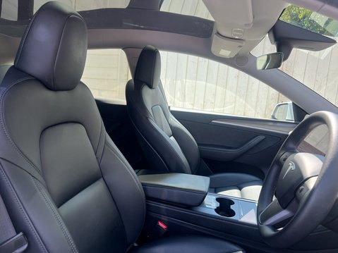 Tesla Model Y (Dual Motor) Long Range SUV 5dr Electric Auto 4WDE (384 bhp) 11