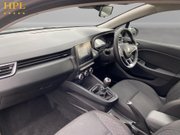 Renault Clio 1.0 TCe Evolution Hatchback 5dr Petrol Manual Euro 6 (s/s) (90 ps) 15