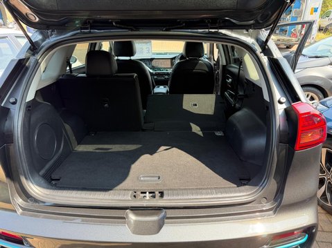 Kia Niro 64kWh 4+ Auto 5dr 18