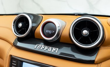 Ferrari California T 22