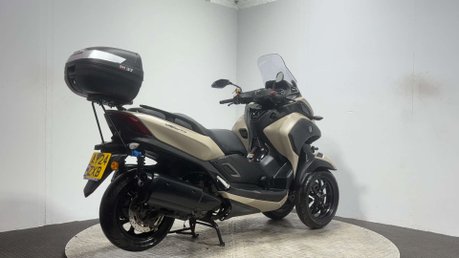 Yamaha Tricity 300 2024 ONLY 443 MILES!! 3 WHEELER TRIKE RIDE ON A CAR LICENCE 300CC 2
