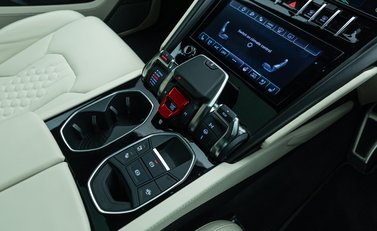 Lamborghini Urus S 26