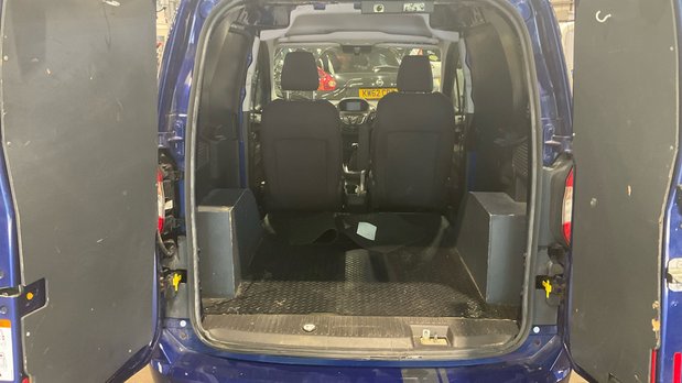 Ford Transit Courier SWB L1H1 Low Roof Sport Air Con Alloys Sensors Cam EURO 6 NO VAT 5